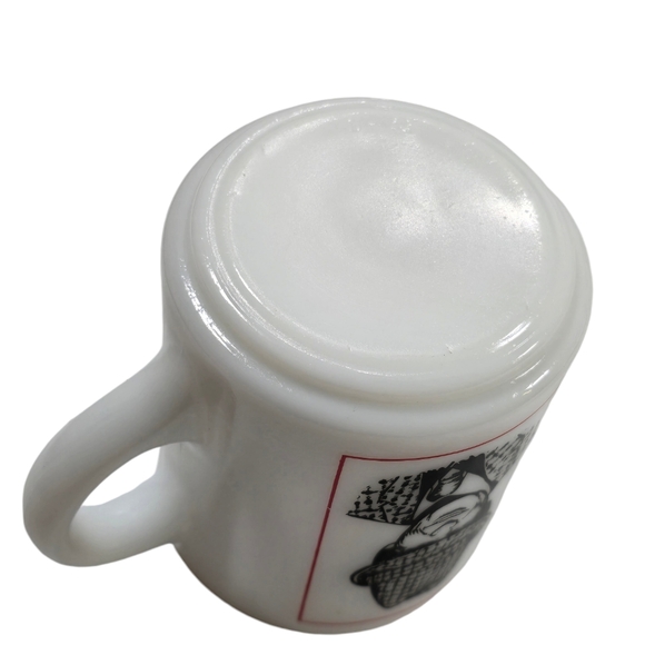 RARE Vintage Alabama Crimson Roll Tide Championship Milk Glass Coffee Mug - Picture 9 of 10